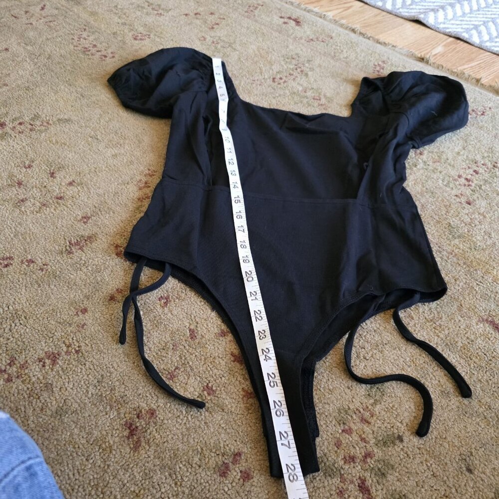 Bodysuit With Puff Short Sleeves Black Tie Back Women's Size Large - Picture 5 of 8